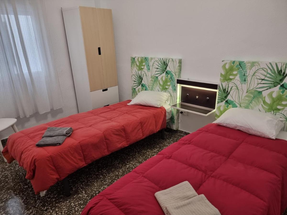 Apartamento Ruzafa Valencia Luaran gambar